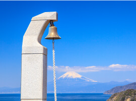 富士山と鐘